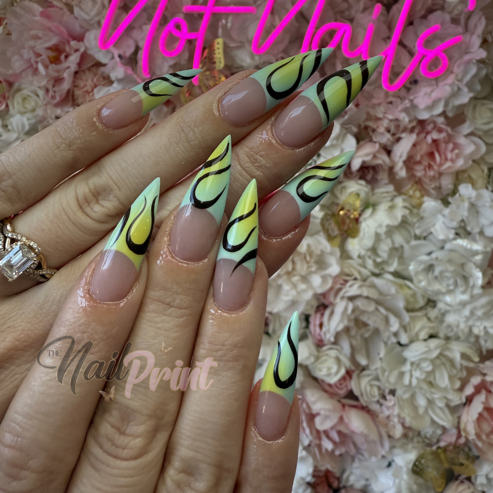 Manicure detail